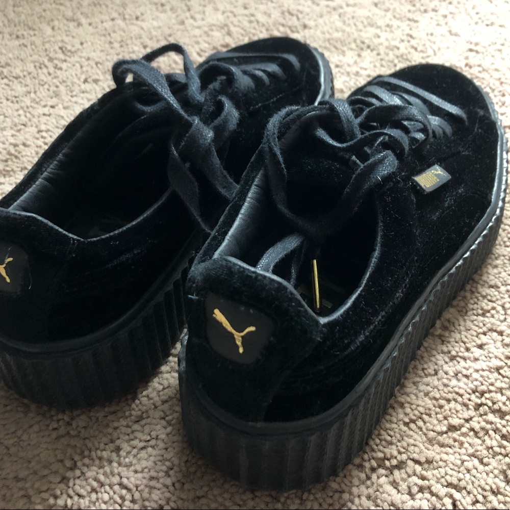 women’s puma shoes